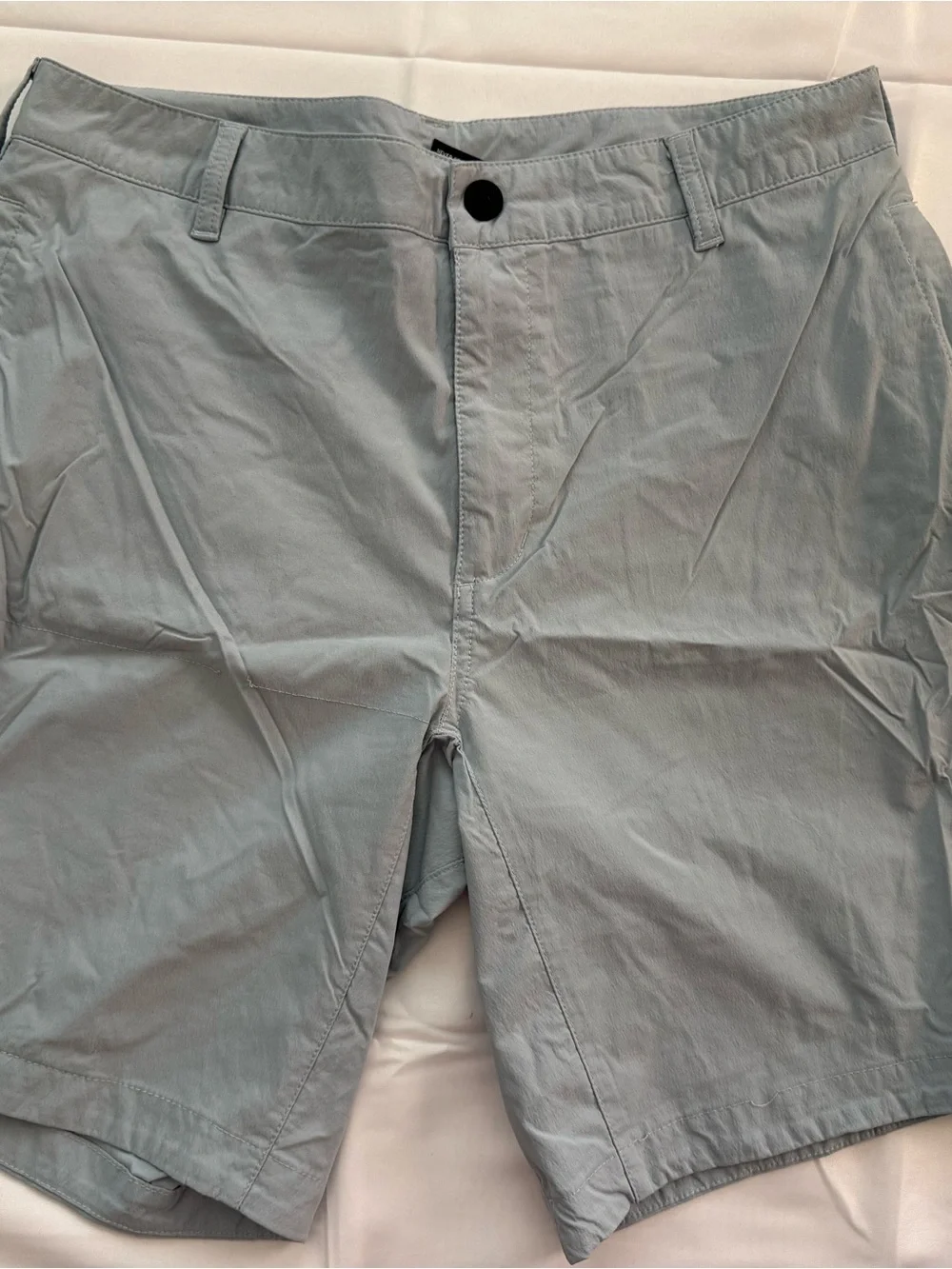 The North Face Men's Light Gray Flat-Front Shorts